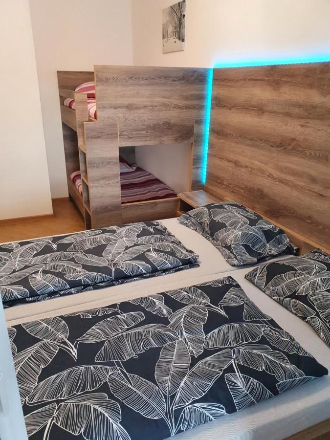 Apartman Bistrica リヴノ エクステリア 写真